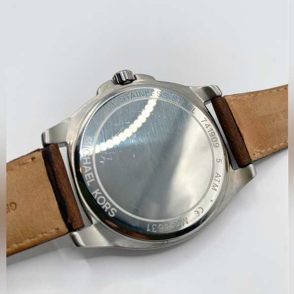 MICHAEL KORS Watch ‼️ (Please Check Description) - Picture 7 of 8